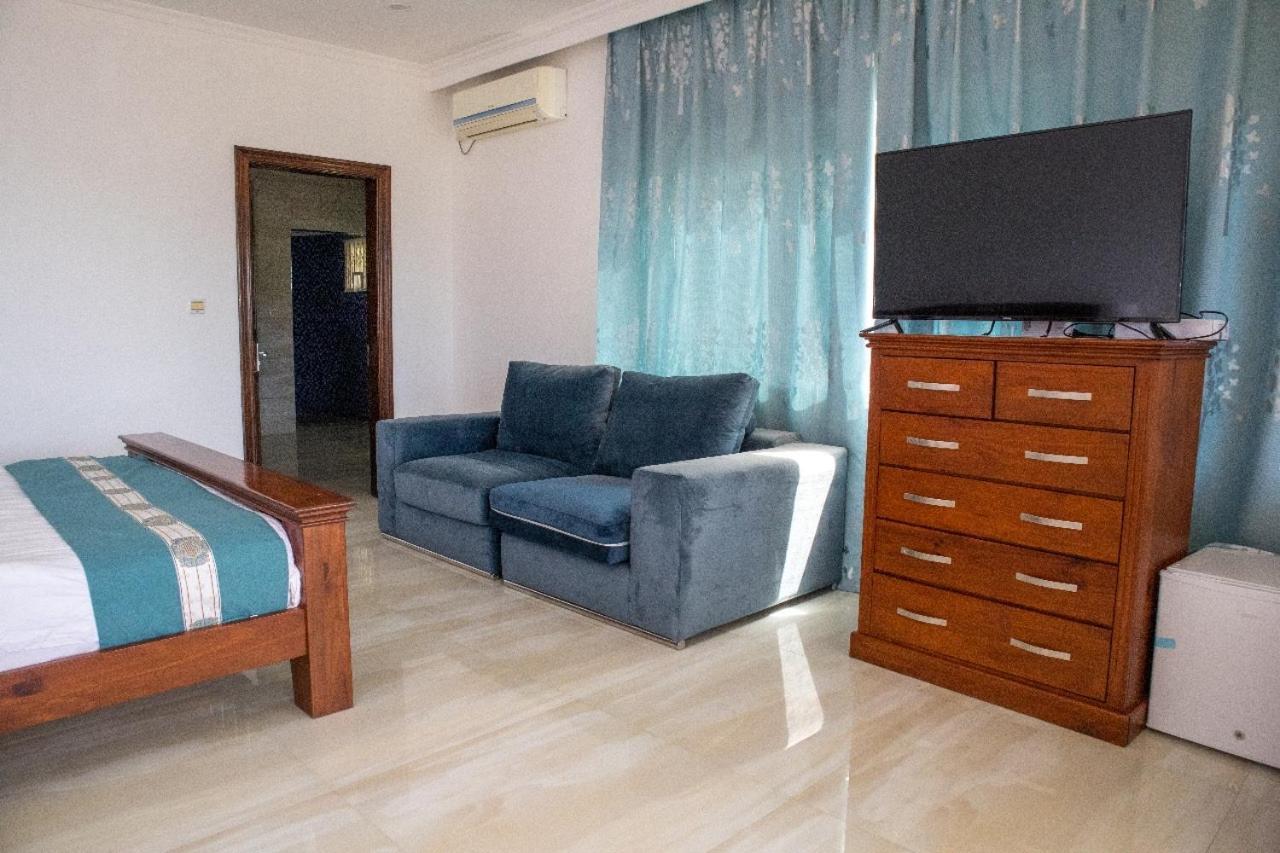 Amanda Villa - Best Value Mountain Top Inn Au Cap Phòng bức ảnh